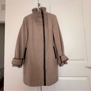 Women winter coat.